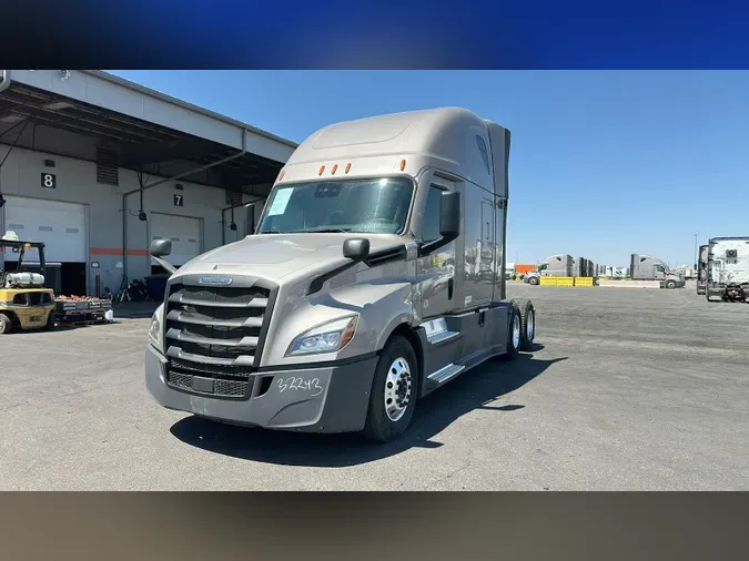 2024 Freightliner Cascadia 1261796ef2395a0ed4e38658e4d93116ff6