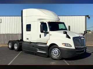 2023 INT LT625 6X4
