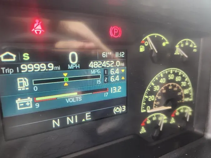 2019 VOLVO VNL64T740