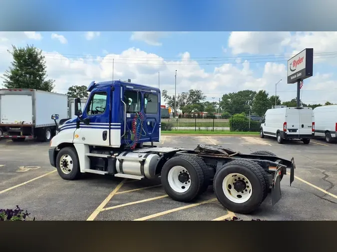 2020 FREIGHTLINER/MERCEDES CASCADIA 125179f905894082386eb023d604f96d095