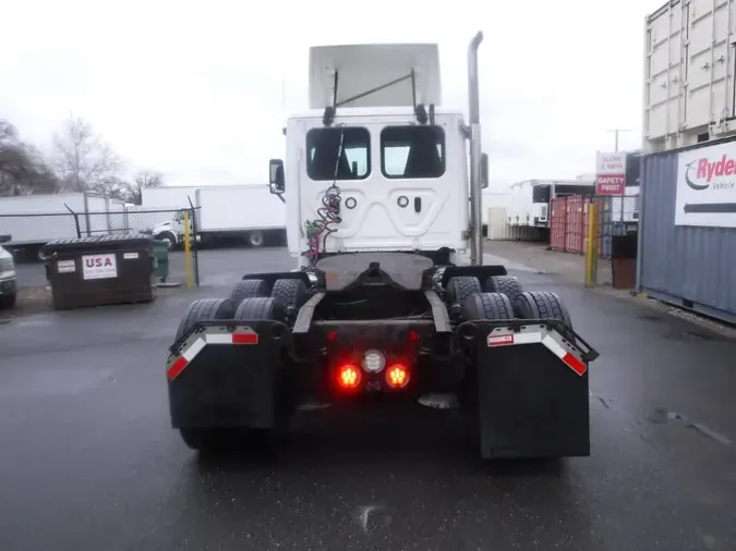 2018 FREIGHTLINER/MERCEDES CASCADIA 125