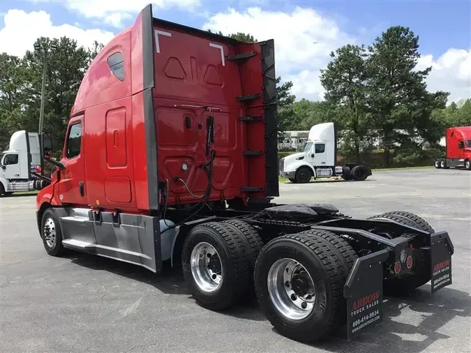 2020 FREIGHTLINER CASCADIA