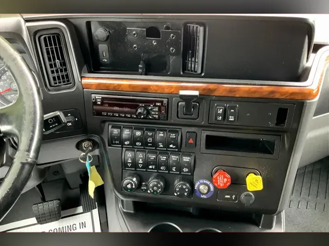 2021 INT LT625 6x4