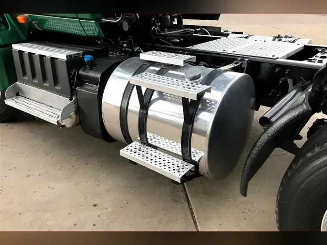 2020 INT LT625 6x4