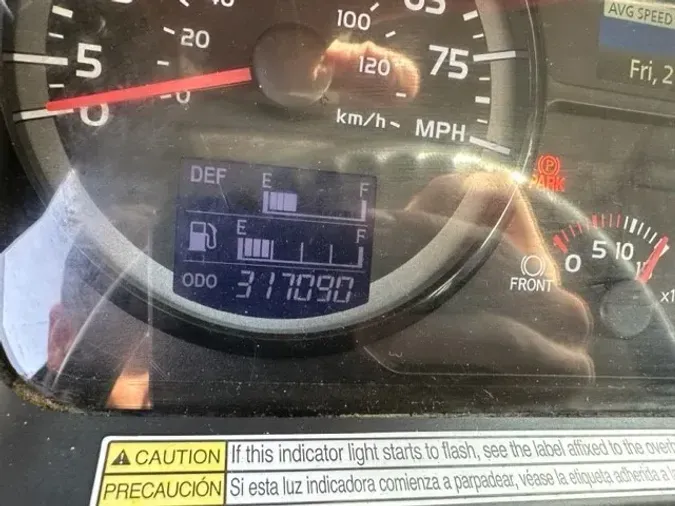 2019 HINO 268
