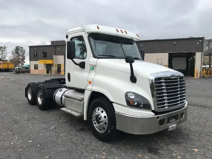 2016 Freightliner X12564ST17bc30c503ccc385e97a422383168417
