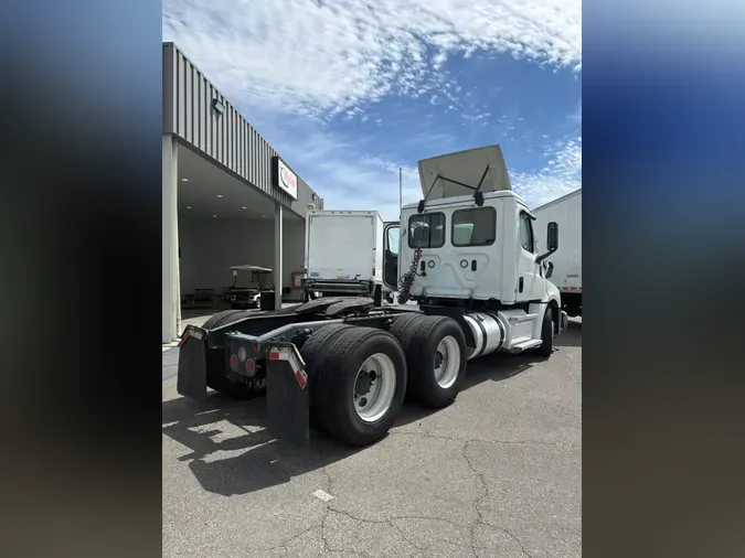2021 FREIGHTLINER/MERCEDES NEW CASCADIA PX12664