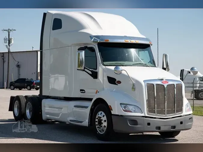 2022 PETERBILT 579