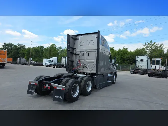 2024 Freightliner Cascadia 12617c09c5d4fb6eedce0524fb13d901273