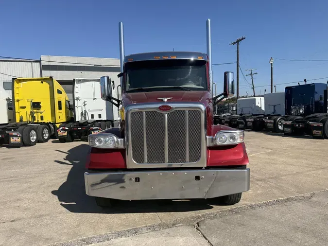 2022 Peterbilt 567