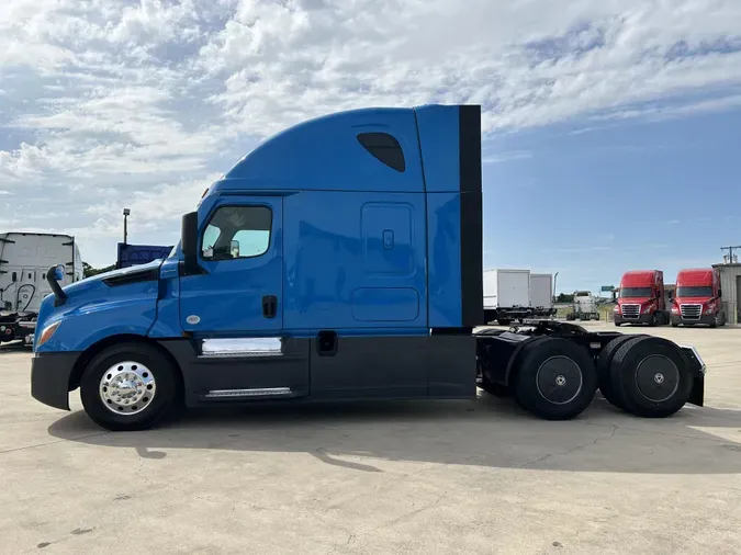 2021 Freightliner Cascadia