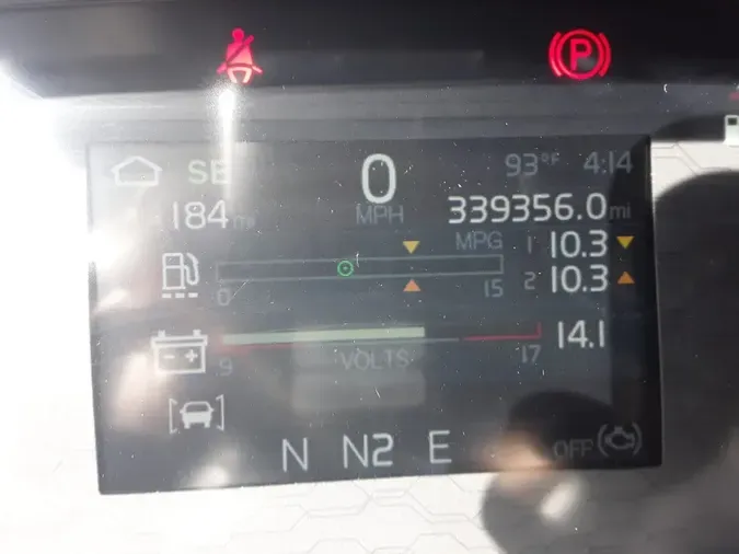 2019 VOLVO VNL64T-300