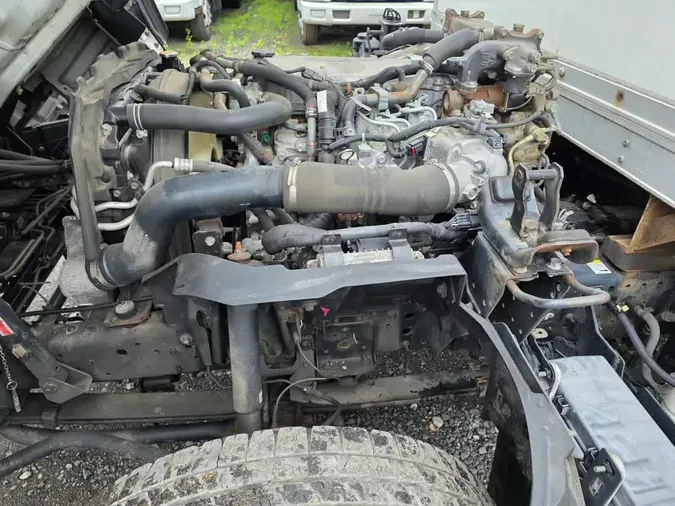 2019 ISUZU NPR HD