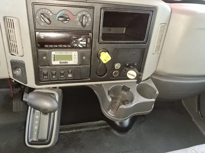 2018 NAVISTAR INTERNATIONAL 4300