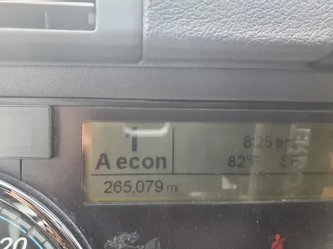 2018 FREIGHTLINER CASCADIA 113" DAYCAB