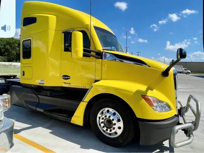 2023 Kenworth T680