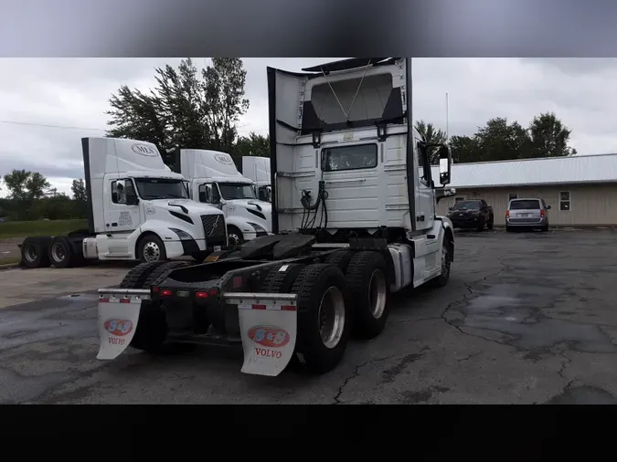 2018 Volvo VNL300