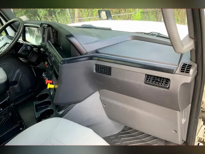 2019 INT LT625 6x4