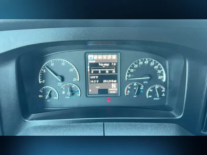 2024 Freightliner Cascadia 126