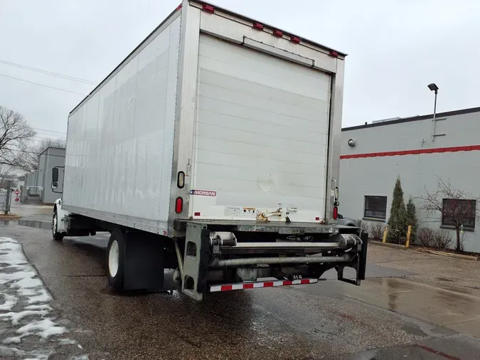 2015 FREIGHTLINER/MERCEDES M2 106