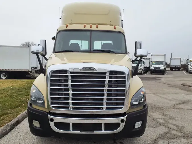 2019 FREIGHTLINER/MERCEDES CASCADIA 12517e3126b5b29ff187d23b7f7c4d879bb
