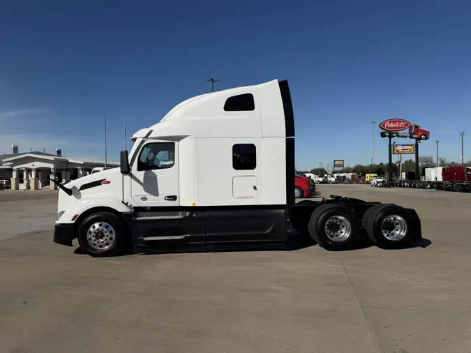 2021 Peterbilt 57917e43894501cd73545a2131ef97b1990