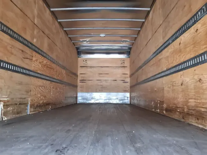 2019 FREIGHTLINER/MERCEDES M2 106