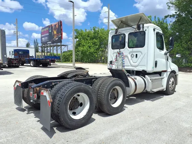 2019 FREIGHTLINER/MERCEDES NEW CASCADIA PX1266417e9bdeb3e9fcb60c3c679e2cee3e9ab