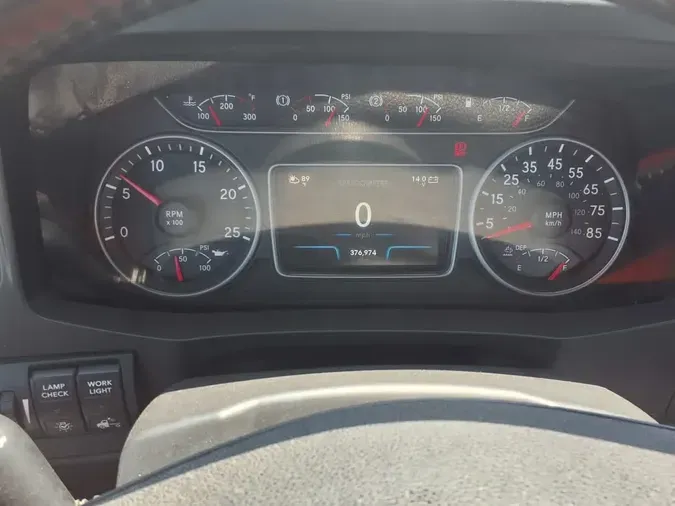 2019 NAVISTAR INTERNATIONAL LT625 DAYCAB T/A