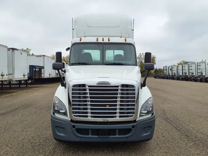 2017 FREIGHTLINER/MERCEDES CASCADIA 125