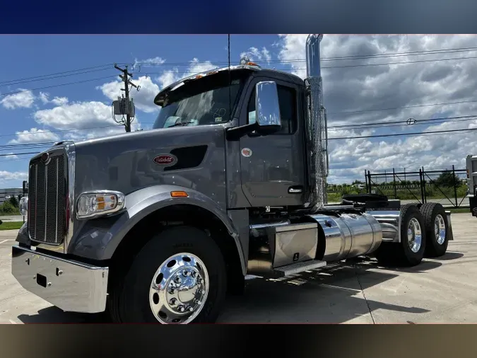 2025 Peterbilt 56717f4949bb1fc79ba70c76bfe8896dc3c