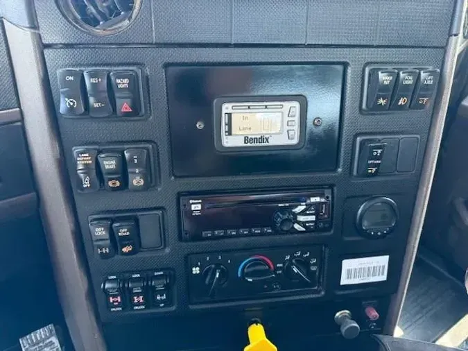 2020 International HX620