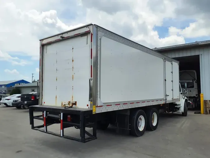 2019 FREIGHTLINER M2 106