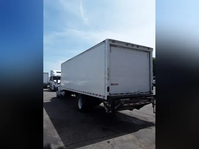 2019 FREIGHTLINER M2 106