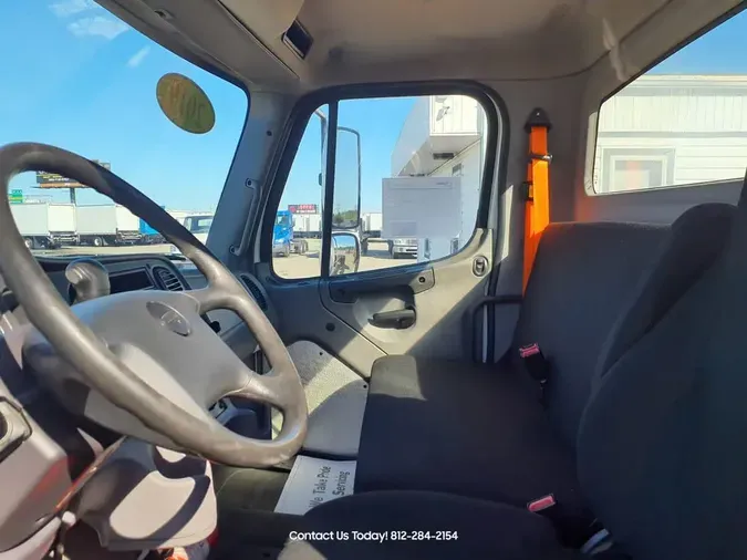 2019 FREIGHTLINER/MERCEDES M2 106