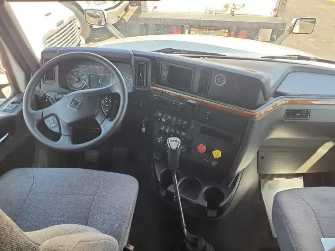 2019 NAVISTAR INTERNATIONAL LT625 SLPR CAB