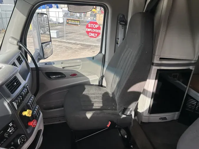 2021 Peterbilt 567