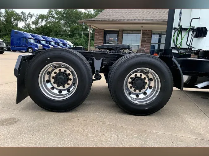 2023 INT LT625 6X418020af3eb9a147b2a405ae4cd6c0189