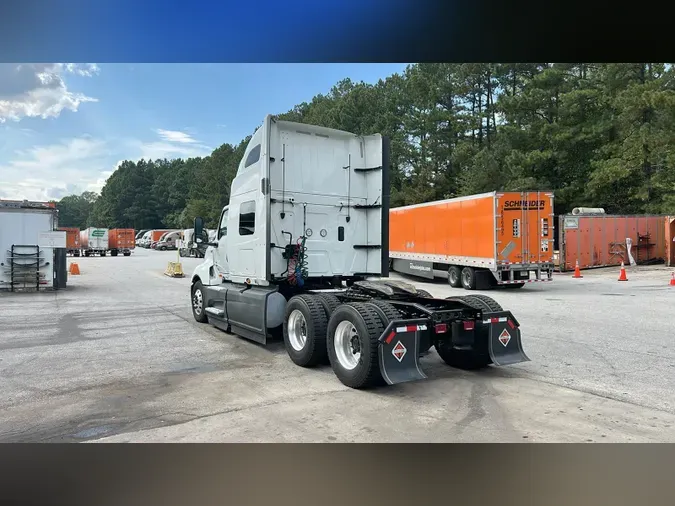 2022 International LT