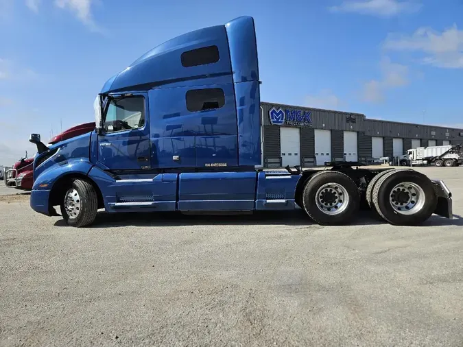 2019 VOLVO VNL64T760