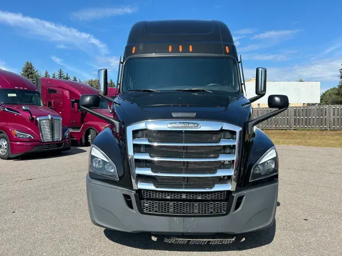 2020 Freightliner Cascadia