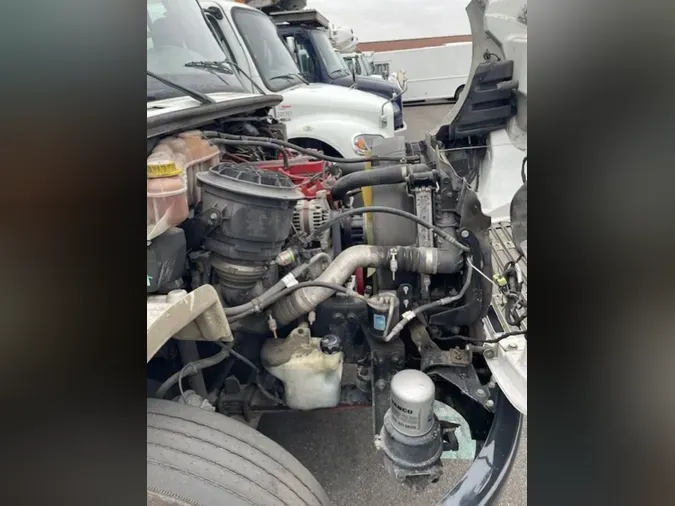 2020 FREIGHTLINER/MERCEDES M2 106180814389af58760ddc10093924b3592