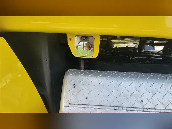 2021 FREIGHTLINER CA126