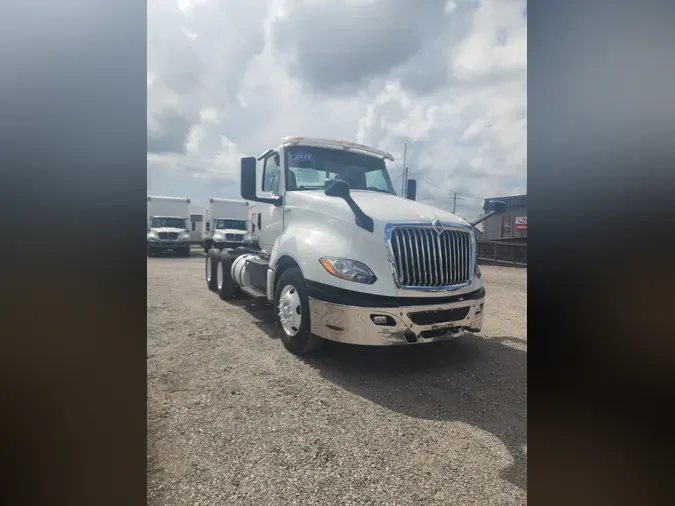 2019 NAVISTAR INTERNATIONAL LT625 DAYCAB T/A180b272585d1aefd1308df55007bbd9d