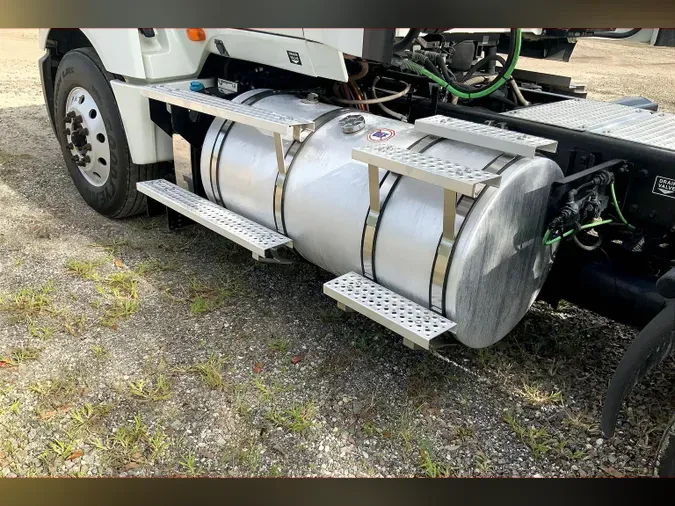 2020 INT LT625 6x4