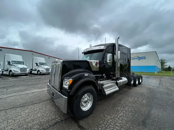 2025 Kenworth W99018166b6f832e1ab4a9ec6138ef12204d