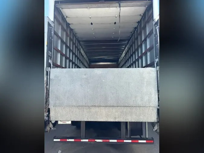 2019 FREIGHTLINER/MERCEDES M2 1061816bd0cddfc1e9b1fb06e3ca9578fe0