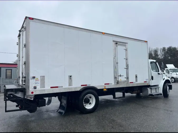 2018 FREIGHTLINER/MERCEDES M2 106