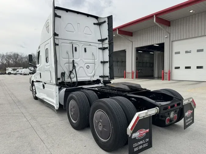 2024 Freightliner Cascadia®181cfe210e0398382a43450eb9294ff9