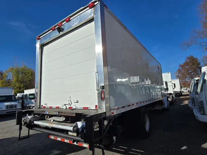 2017 FREIGHTLINER/MERCEDES M2 106